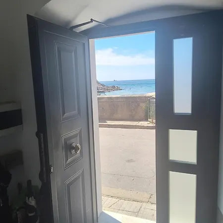 Casa Nonno Enzo * ג'נובה